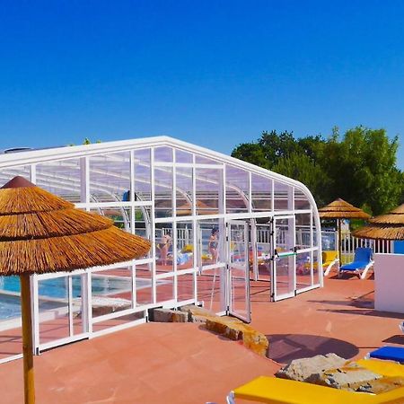 Camping Les Brillas Les Moutiers Kültér fotó