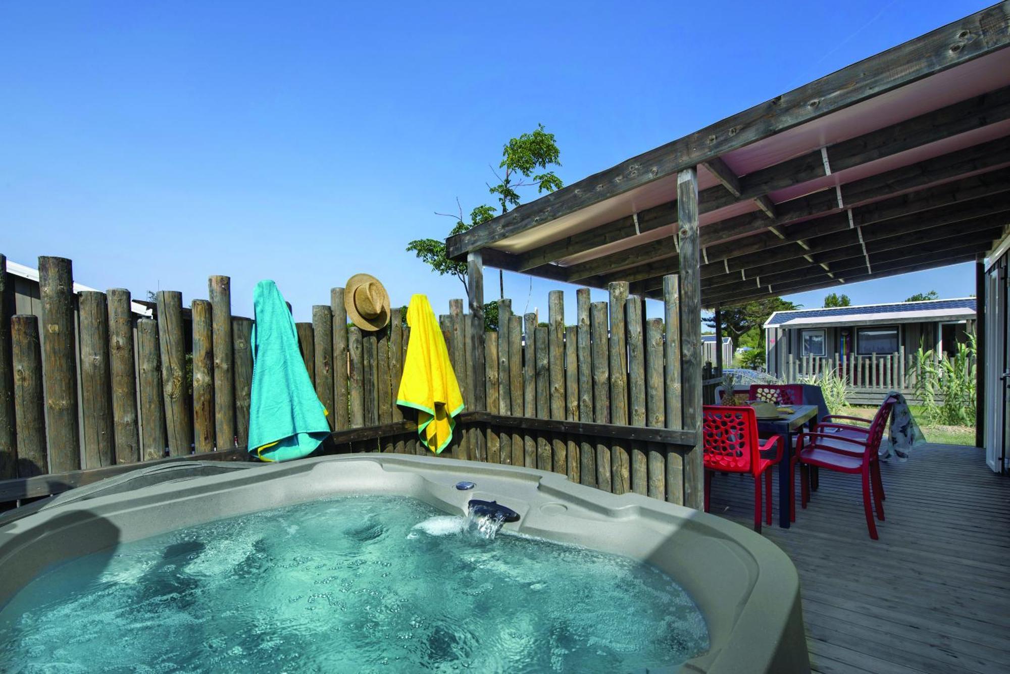 Camping Les Brillas Les Moutiers Kültér fotó